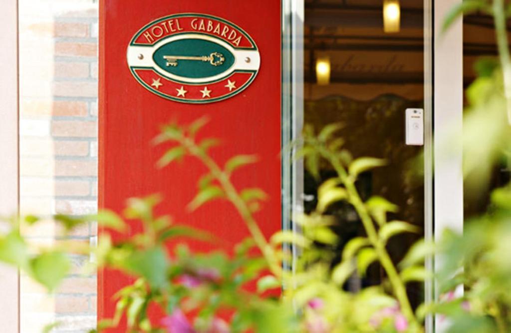 Hotel Gabarda Carpi Exterior foto